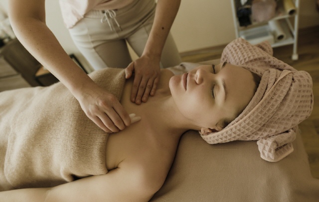 Gua Sha Massage
